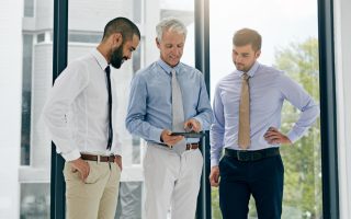 Comment accélérer sa croissance grâce aux relations professionnelles