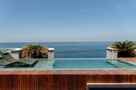 avantages, installation et entretien d'une Piscine bois semi enterrée